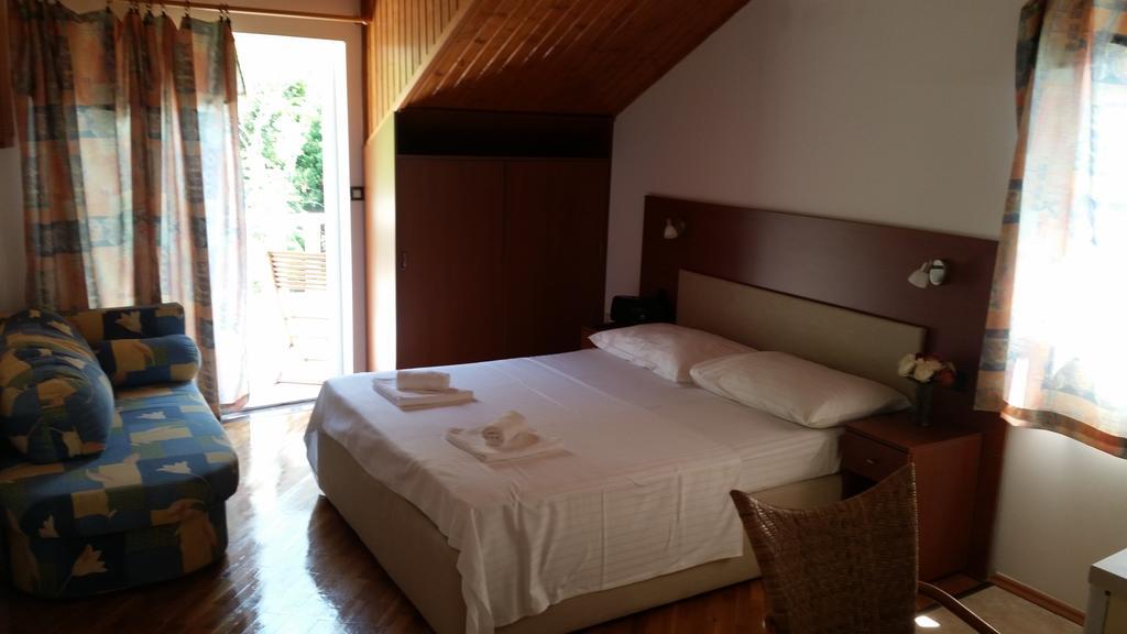 Apartments Vile Holiday Živogošće Værelse billede
