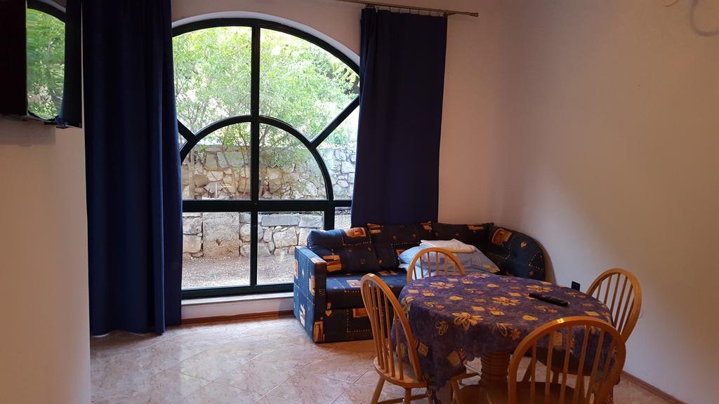 Apartments Vile Holiday Živogošće Eksteriør billede