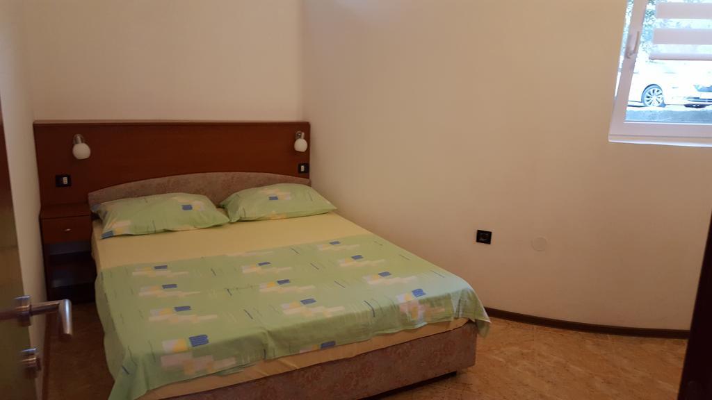 Apartments Vile Holiday Živogošće Eksteriør billede