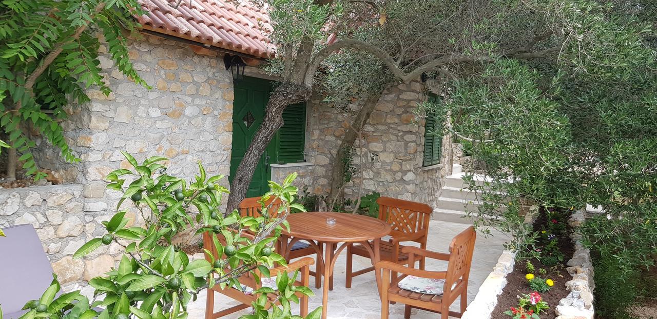 Apartments Vile Holiday Živogošće Eksteriør billede