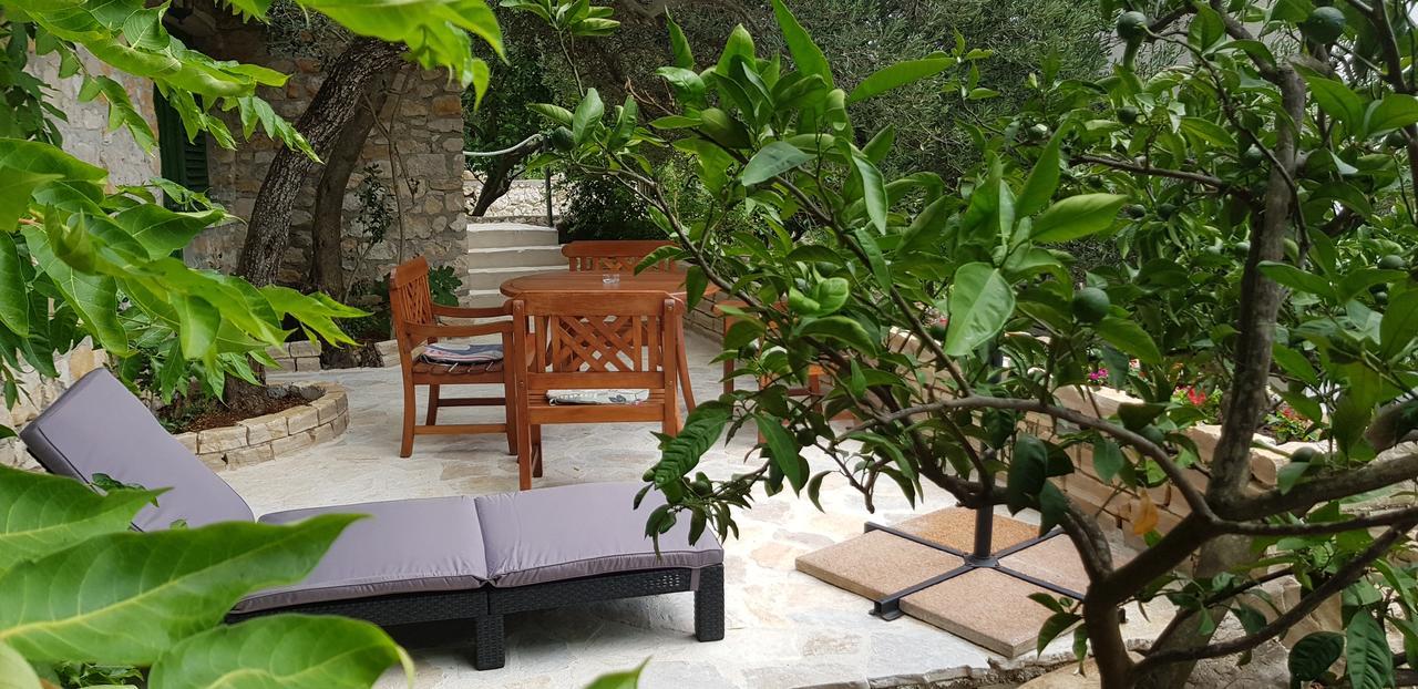 Apartments Vile Holiday Živogošće Eksteriør billede